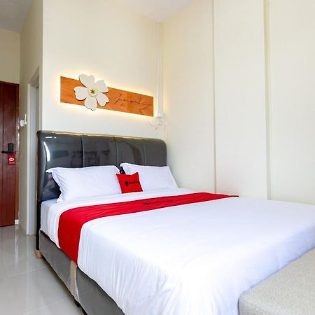 Reddoorz Plus At Komplek Abc Batu Aji Batam Kubuk Exterior photo
